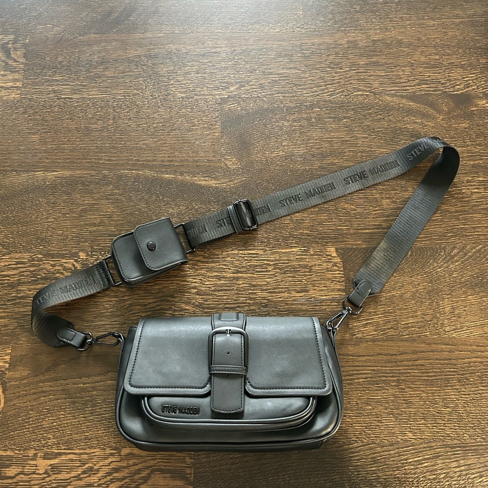 Steve Madden Black Crossbody Satchel with Wide Logo Strap 🖤